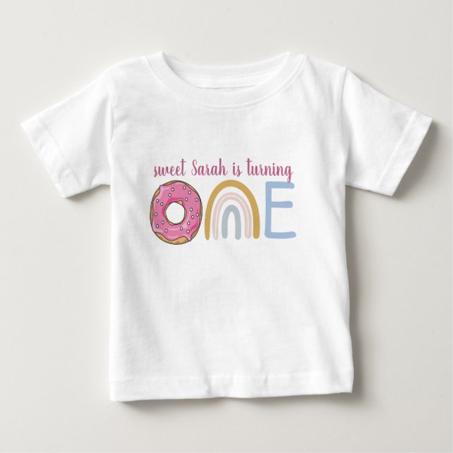 Personalisierter erster Geburtstag Baby T-shirt (Vorderseite)