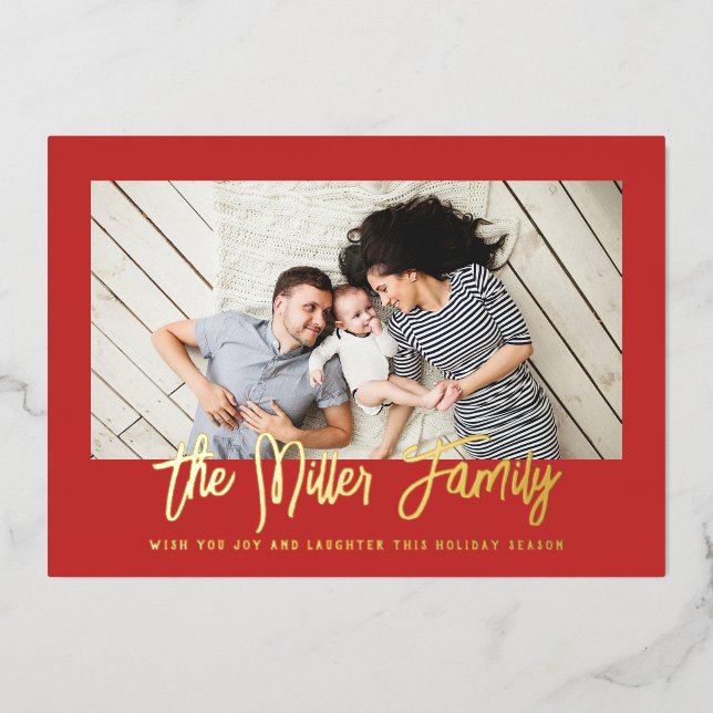 Personalisierter Familienname Foto rot Folien Feiertagskarte (Vorderseite)