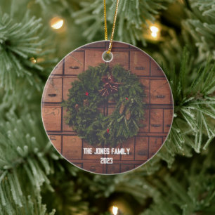 Personalisierter Familienname-Kartenkatalog-Kranz Keramik Ornament