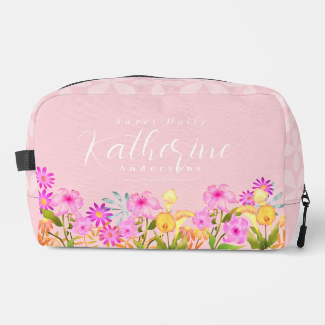 Personalisierter Floralgarten Rosa Waschbeutel (Vorderseite)