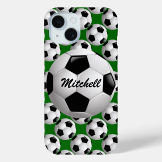 Personalisierter Fußball-Ball auf Fußball-Muster iPhone 15 Hülle