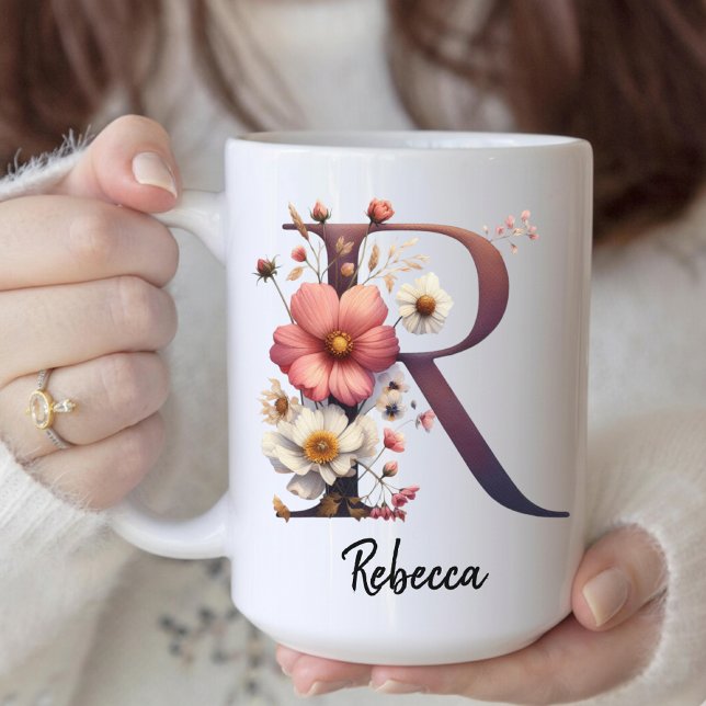 Personalisierter Geburtsblumen-Becher, Wildblumen- Kaffeetasse (custom birth flower, flower initial mug, monogram gift for mom, monogram mug for her or student,)