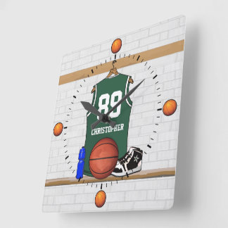 Personalisierter grüner und weißer Basketball Quadratische Wanduhr