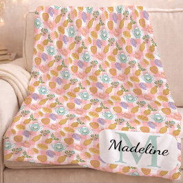 Personalisierter Hochtee-Monogramm-Name Pastellros Fleecedecke