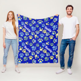 Personalisierter Hund mit blauen Paws Fleecedecke