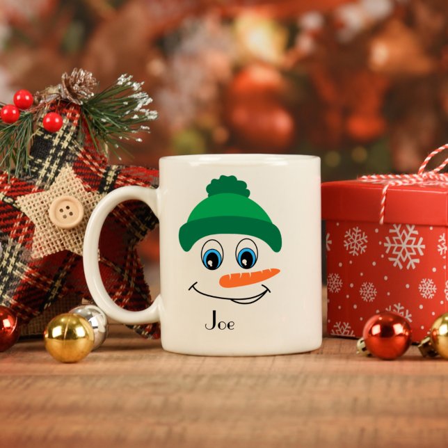 Personalisierter Individuelle Name Snowman Green H Kaffeetasse (Von Creator hochgeladen)