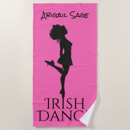 Personalisierter Irish Dancer Hard Shoe auf rosa T Strandtuch