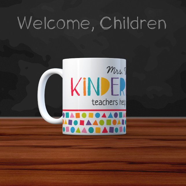 Personalisierter Kindergarten Lehrer Bunte Crayons Zweifarbige Tasse (Von Creator hochgeladen)