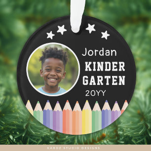 Personalisierter Kindergarten Name des farbigen Fo Ornament