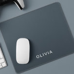 Personalisierter Kohleblauer Mousepad<br><div class="desc">Aktualisieren Sie Ihren Arbeitsbereich mit diesem personalisierten, kohleblauen, benutzerdefinierten Mauspad. Mit seinem eleganten, kohleblauen Design fügt dieses Mauspad jedem Schreibtisch eine Touch von Eleganz und Professionalität hinzu. Passen Sie es mit Ihrem Namen, Monogramm oder einem einzigartigen Design an, um es wirklich zu Ihrem eigenen zu machen. Die glatte Oberfläche sorgt...</div>