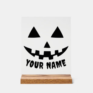 Personalisierter KürbisHalloween Name Black & Whit Acrylschild