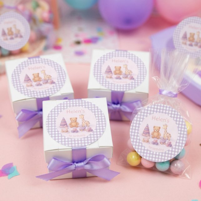 Personalisierter Lavendel-Gingham 1. Geburtstag  Runder Aufkleber (Von Creator hochgeladen)