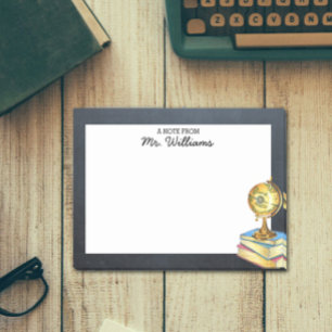 Personalisierter Lehrer im Globe und im Chalkboard Post-it Klebezettel