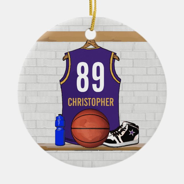 Personalisierter Lila Goldbasketball Jersey Keramik Ornament (Vorne)