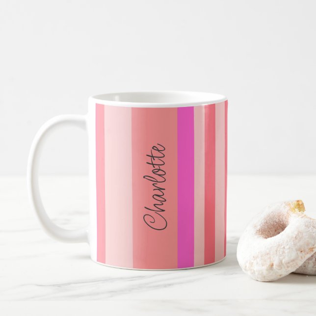 Personalisierter, moderner rosafarbener Streifen Kaffeetasse (Mit Donut)