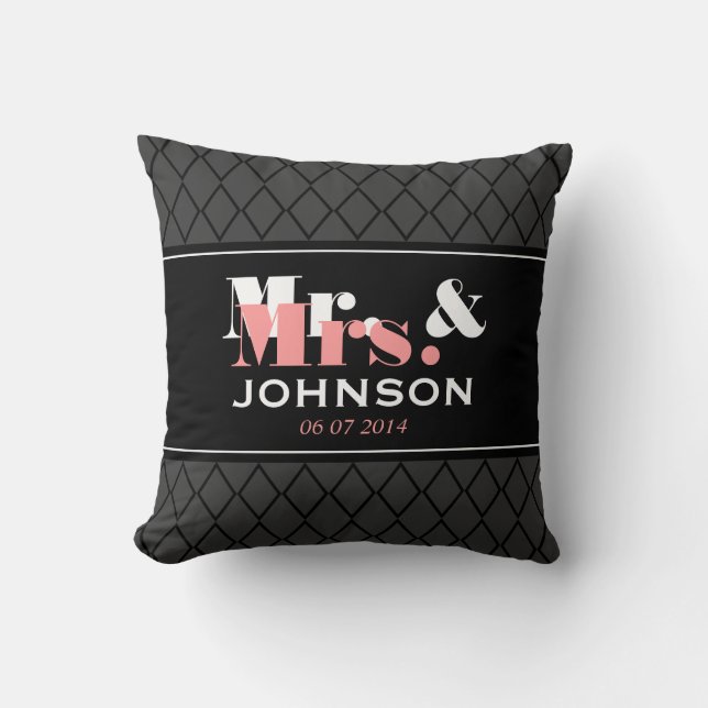 Personalisierter Mr. and Mrs. throw Kissen elegant (Vorderseite)