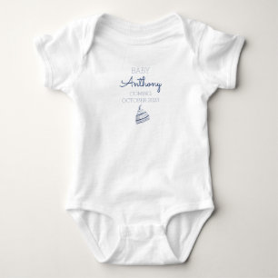 Personalisierter Nachname Ankündigung Baby Boy Hat Strampler