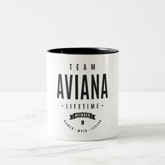 Personalisierter Name Aviana Zweifarbige Tasse (Mittel)