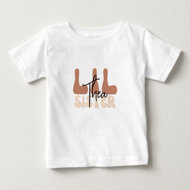 Personalisierter Name Boho kleine Schwestertypogra Baby T-shirt (Vorderseite)