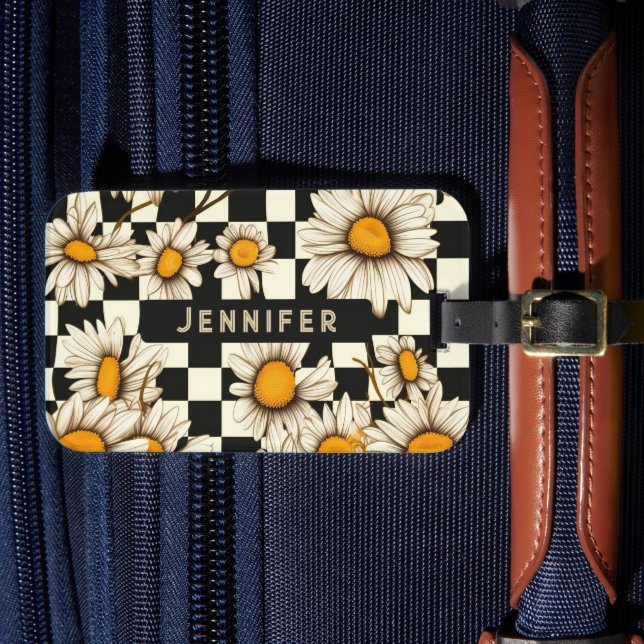 Personalisierter Name des Retro Groovy Daisy Check Gepäckanhänger (Vorderseite Insitu 4)