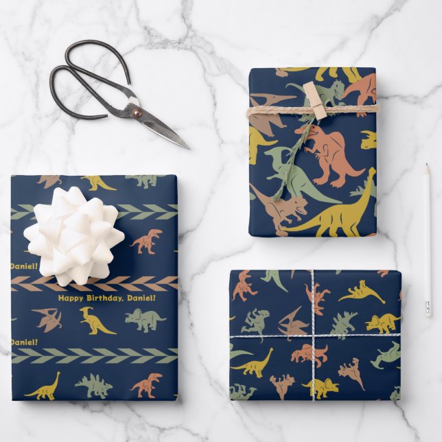 Personalisierter Name Dinosaurier Geschenkpapier Set (Vorderseite)