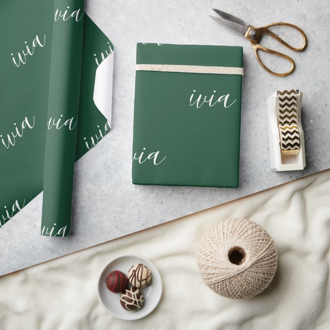 Personalisierter Name Elegant Grün Modern Geschenkpapier (Kunsthandwerk)