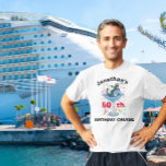 Personalisierter Name Geburtstag Kreuzfahrt Cockta T-Shirt<br><div class="desc">Dieses Design wurde mit digitaler Kunst erstellt. Sie können den Stil dieses Shirts ändern, indem Sie Mehr > unter der Option Stil auswählen. Es kann personalisiert werden, indem Sie auf die Schaltfläche Anpassen klicken und die Farbe ändern, einen Namen, Initialen oder Ihre Lieblingswörter hinzufügen. Kontaktieren Sie mich unter colorflowcreations@gmail.com ,...</div>