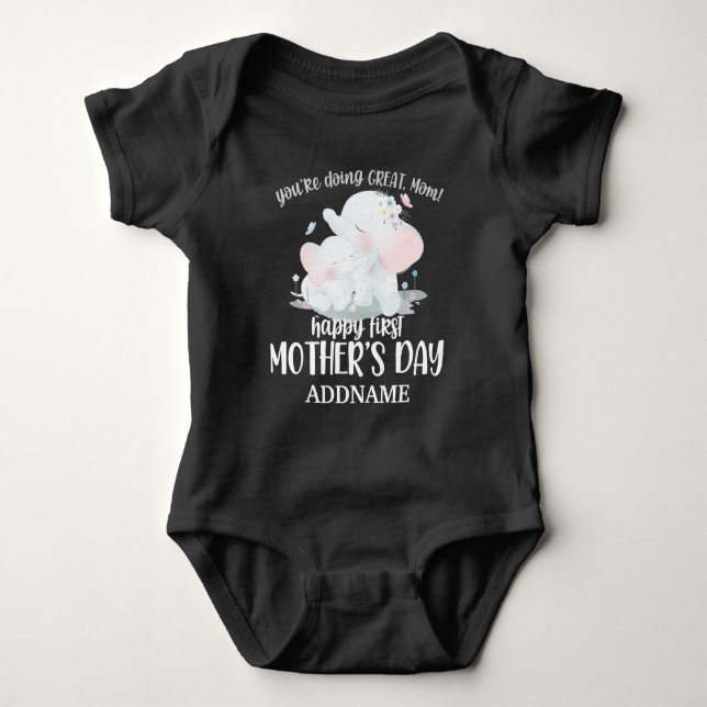 Personalisierter Name glücklich 1. Muttertag - Ele Baby Strampler (Vorderseite)