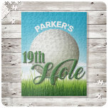 Personalisierter NAME Golfer Golf Pro Ball 19. Loc Puzzle<br><div class="desc">Dieses einmalige,  einmalige Golfer Golf Course Club Golfing 19. Loch-Geschenk für den Individuelle Name wird von Ihnen individuell gestaltet. Perfekte Ergänzung zu Ihrer Retro-Zuhause und Bürodekoration! Personalisiert mit Ihrem Namen oder benutzerdefinierten Text! Die coolste grünste Grassimeistuhr rund um die Uhr! Zurück neun - Birdie - Messe - Goldball</div>