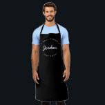 Personalisierter Name Grill Master etabliert Jahr Schürze<br><div class="desc">Viele Talente kommen aus dieser Küche. Ermutigen Sie den Koch, den Grillmeister in Ihrem Leben, das leckere Essen behalten, das mit dieser personalisierten, modernen und einzigartigen Schürze kommt. Passen Sie die Wörter an und legen Sie das Jahr nach Ihren Wünschen fest. Es gibt verschiedene Farben und Größen. Macht ein großartiges...</div>