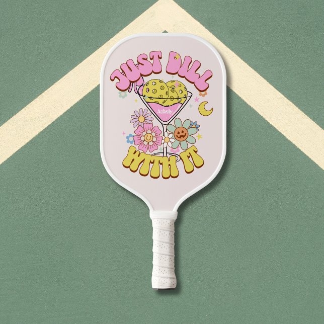 Personalisierter Name Groovy Retro Mama Pickleball Schläger (Von Creator hochgeladen)