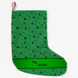 Personalisierter Name - grünes Skateboardmuster Kleiner Weihnachtsstrumpf