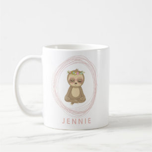 Personalisierter Name Niedlich Yoga Sloth Meditati Kaffeetasse