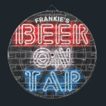Personalisierter Name Patriotic Beer Sign Brewery  Dartscheibe<br><div class="desc">Personalisieren Sie dieses wirklich einzigartige,  einzigartige Patriotische Neon Beer Sign Style Geschenk. Perfekte Ergänzung zur Mannhöhle (oder Frauenhöhle!),  Zuhause Brauerei ,  frisierte Auto Klassik Car Garage oder Küche Bar. Passen Sie Ihren Namen oder Ihren benutzerdefinierten Text an!</div>