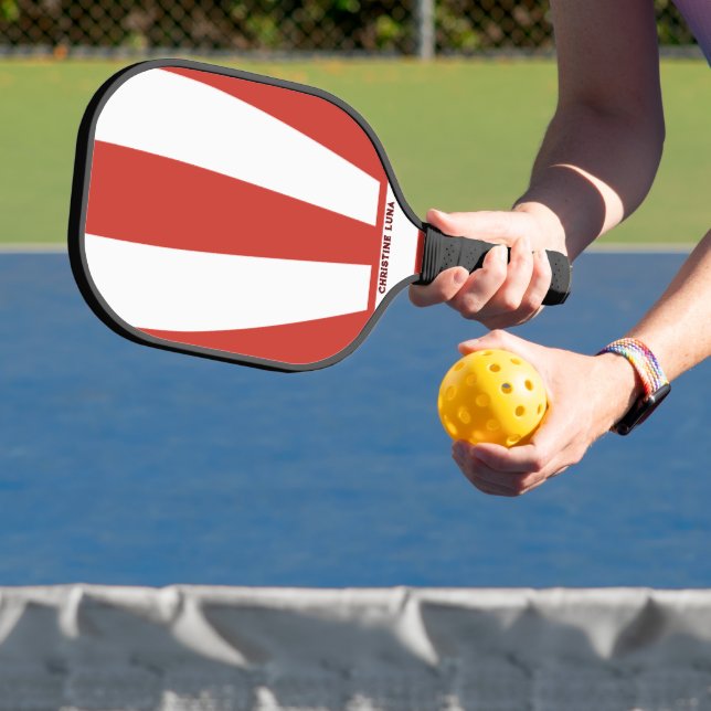 Personalisierter Name Rote und weiße Streifen Pickleball Schläger (InSitu)