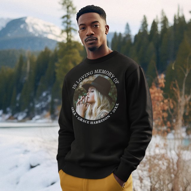 Personalisierter Name und Daten des Fotos Sweatshirt (Von Creator hochgeladen)