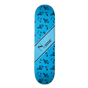 Personalisierter Namenshimmelblau-Musiknoten Skateboard