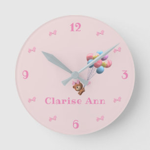 Personalisierter Niedlicher Bär und Balloons Runde Wanduhr