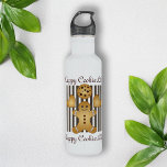 Personalisierter Niedlicher Lebkuchen Mann Kekse K Edelstahlflasche<br><div class="desc">Niedliche Kochteam-Illustration: Lebkuchenmann,  2 Herzformen und ein Schokoladenkeks. Dieser bezaubernde Cartoon macht aus einer hübschen und einzigartigen Wasserflasche mit personalisiertem Text für Kinder,  Süßzahn und alle,  die Lieben backen.</div>