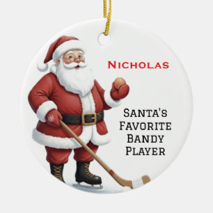 Personalisierter Niedlicher Santa Playing Bandy Keramik Ornament