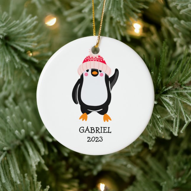 Personalisierter Niedlicher Weihnachtspenguin in R Keramik Ornament (Baum)