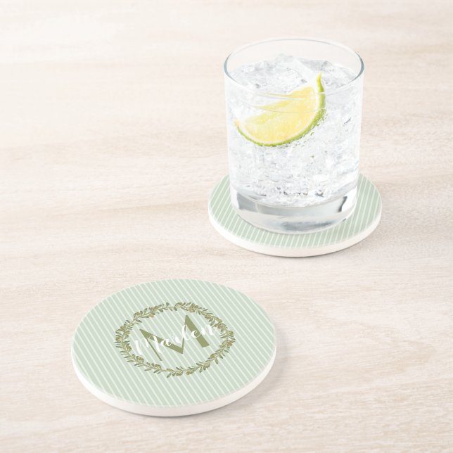 Personalisierter Olivenkranz Monogramm Sandstein K Getränkeuntersetzer (Seite)
