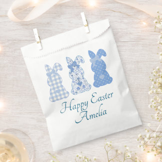 Personalisierter Osterhasen-Bogen Coquette Blau We Geschenktütchen