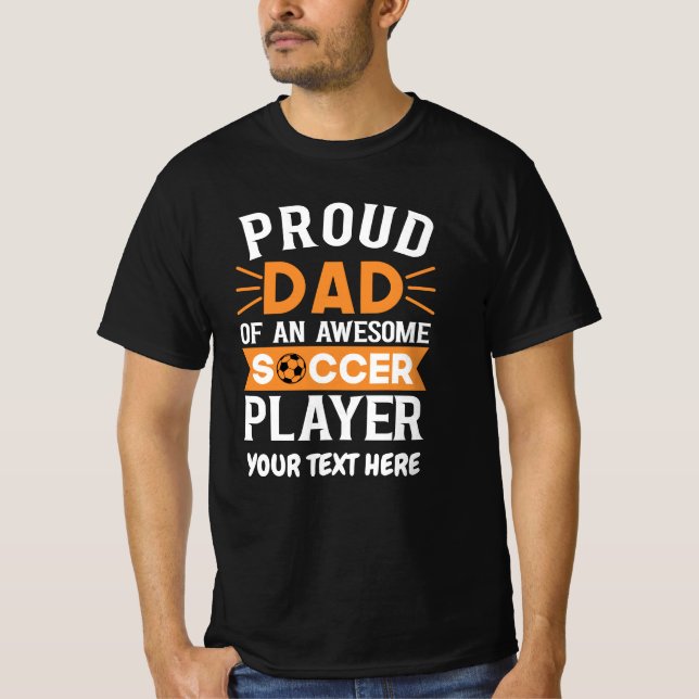Personalisierter Proud Soccer-Vater T-Shirt (Vorderseite)
