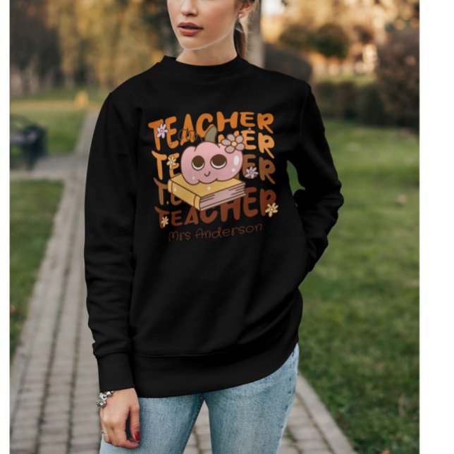 Personalisierter Retro-Lehrer Halloween- Kürbiskür Sweatshirt (Von Creator hochgeladen)