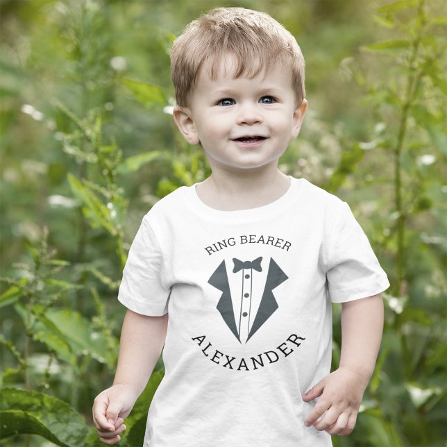 Personalisierter Ringträger Tuxedo Schwarz-weiß Baby T-shirt (Von Creator hochgeladen)
