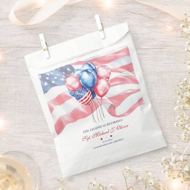 Personalisierter Ruhestand der US-Streitkräfte Geschenktütchen (Ausgeschnitten)