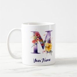 Personalisierter Schmetterling und Blume Buchstabe Kaffeetasse