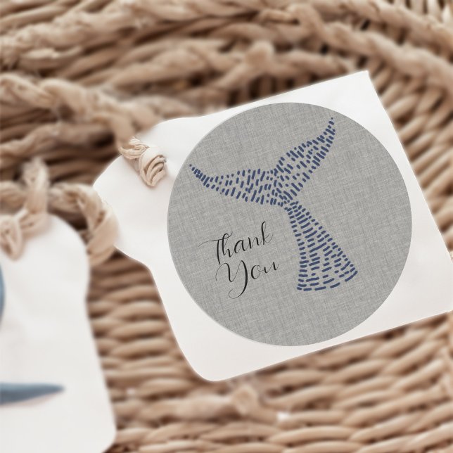 Personalisierter Schwanz Nautic Runder Aufkleber (Personalized Nautical Whale Tail Art Classic Round Sticker)