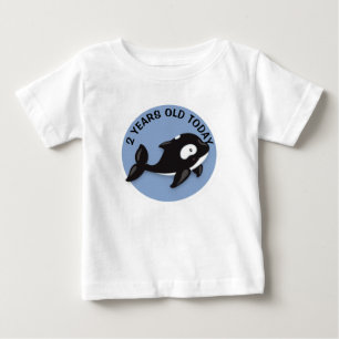 Personalisierter Schwarz-Weiß-Wal-Geburtstag Baby T-shirt